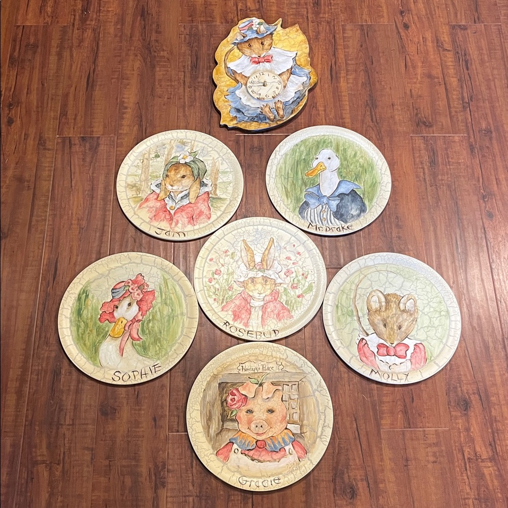 EUC Plenty’s Horn Hand Painted Wall Decorations for Nursery